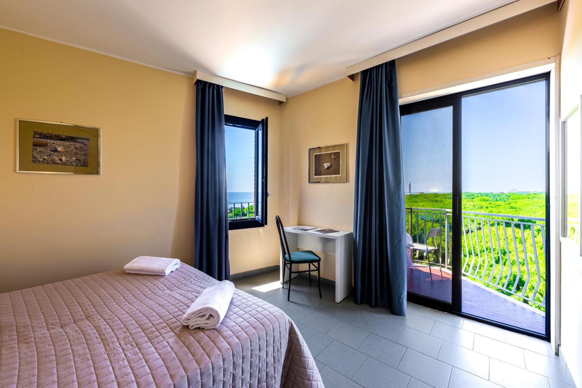 La Siesta Hotel