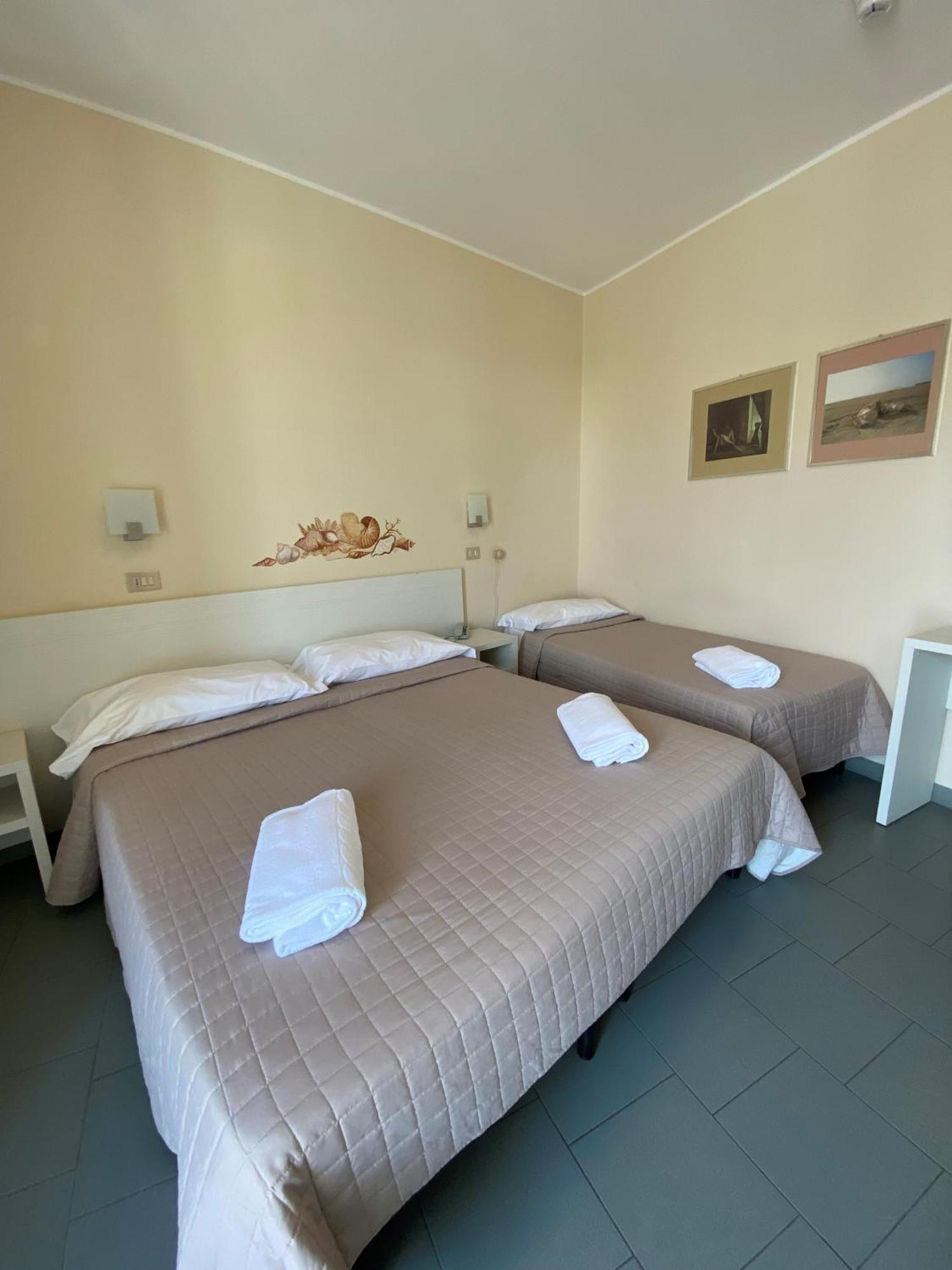 La Siesta Hotel